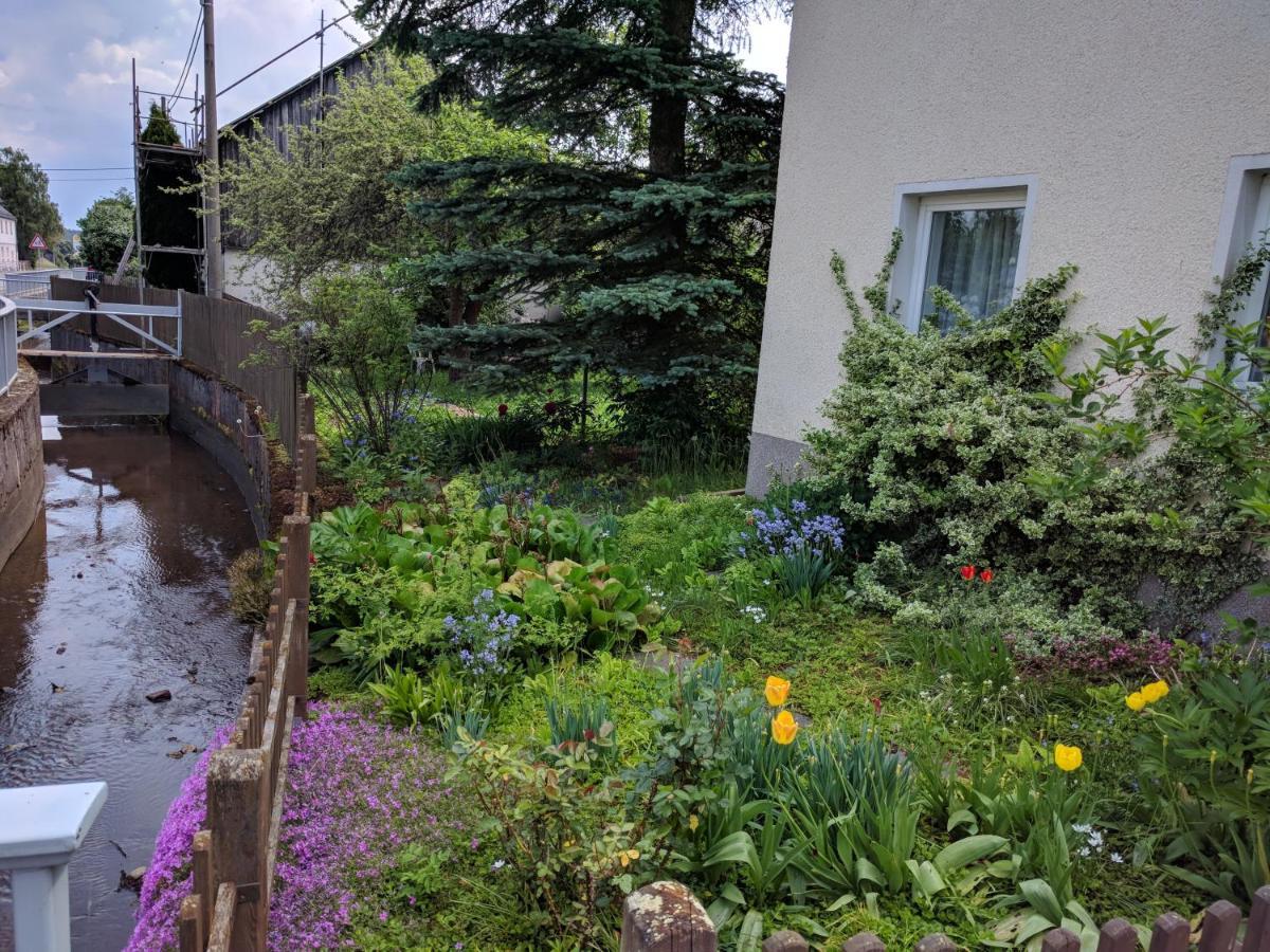 Ferienhaus Johanna & Ferienwohnung Thum Weischlitz ภายนอก รูปภาพ